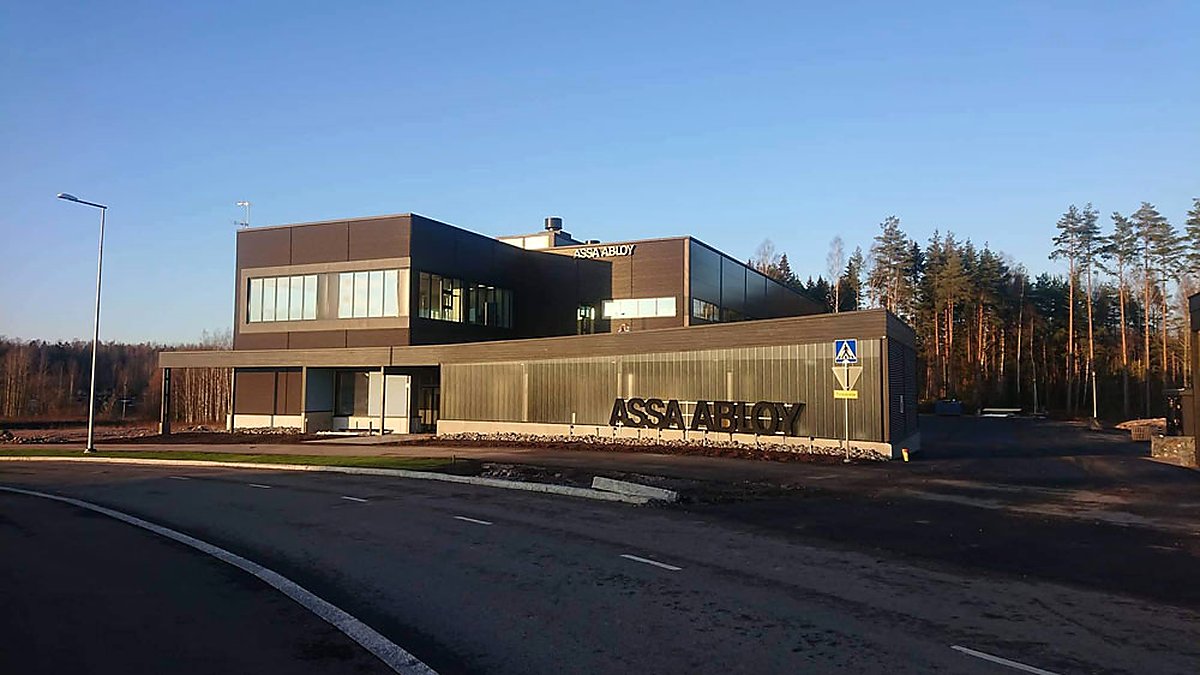 Toimisto- ja tuotantotila Vantaa – Parmasson Rakennus Oy